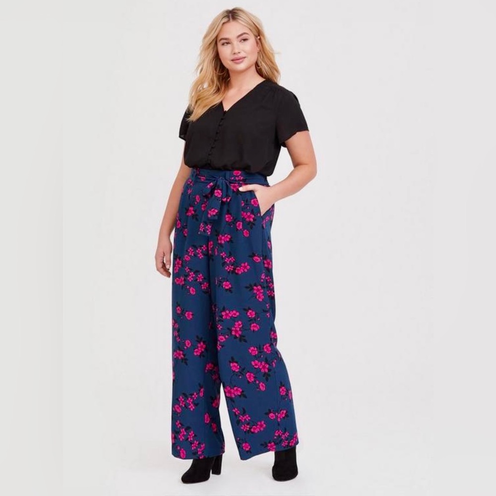 Torrid blue floral wide leg pants